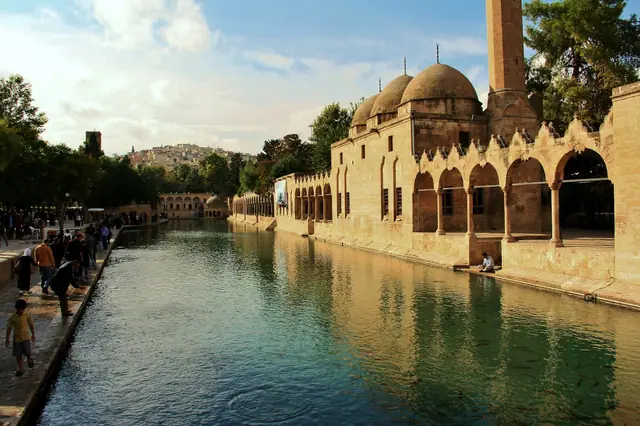 Şanlıurfa Balıklıgöl ve Halil-ür Rahman Camii